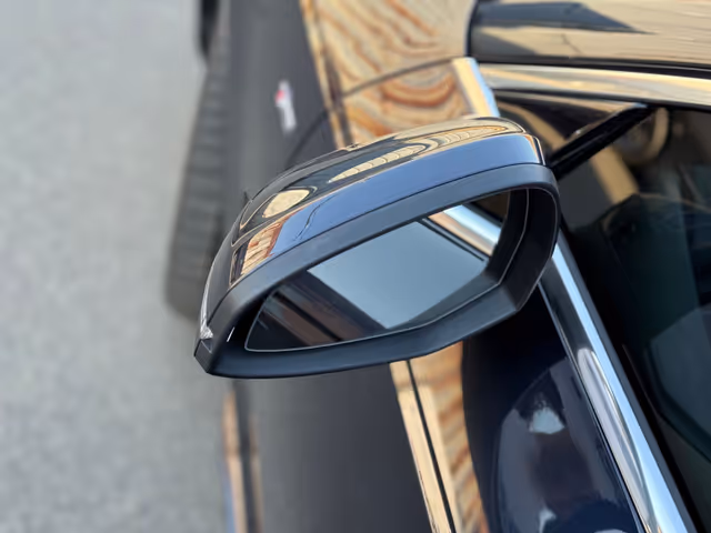 Audi A4 - фото 4