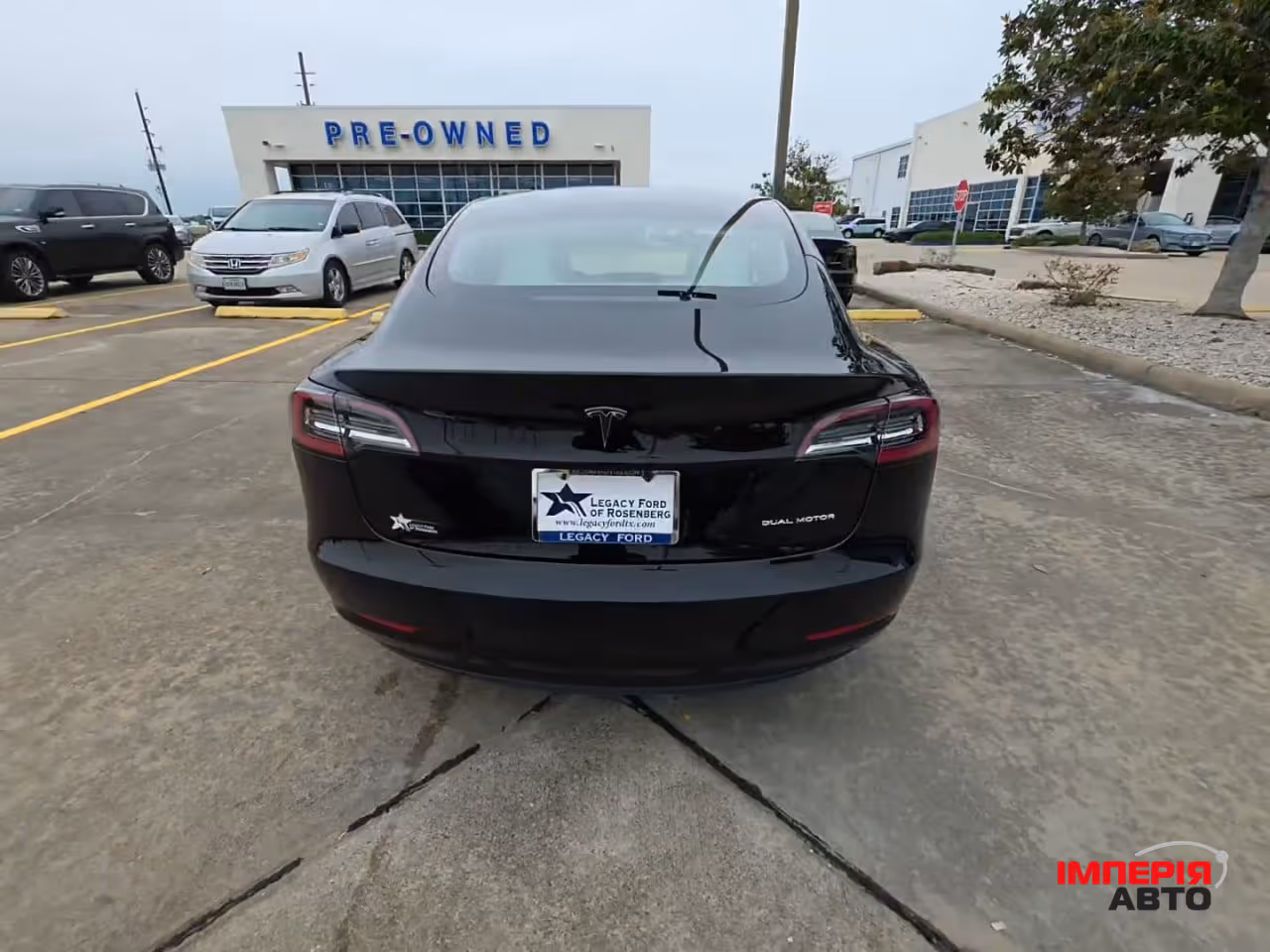 Tesla Model 3 - фото 3