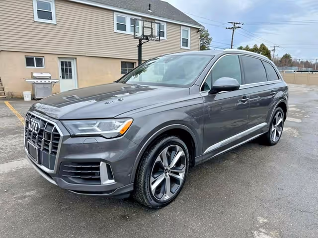 Audi Q7 - фото 1
