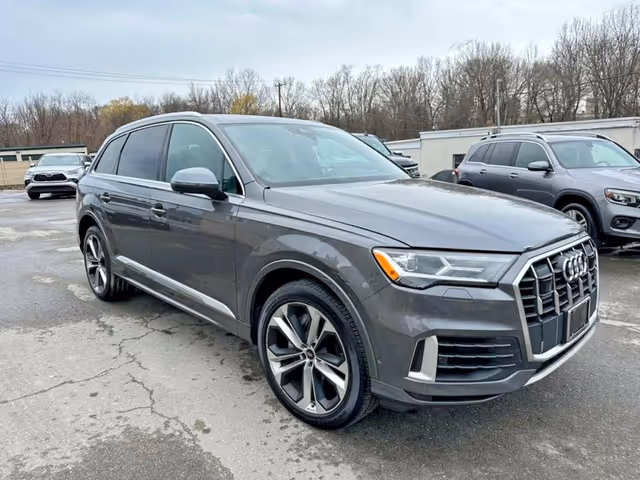 Audi Q7 - фото 2