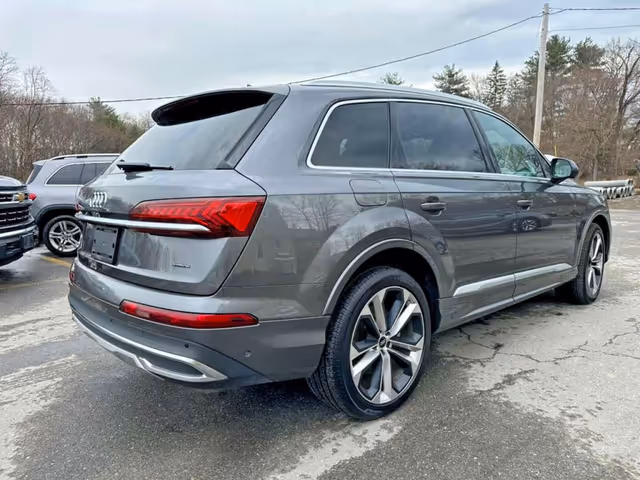 Audi Q7 - фото 4