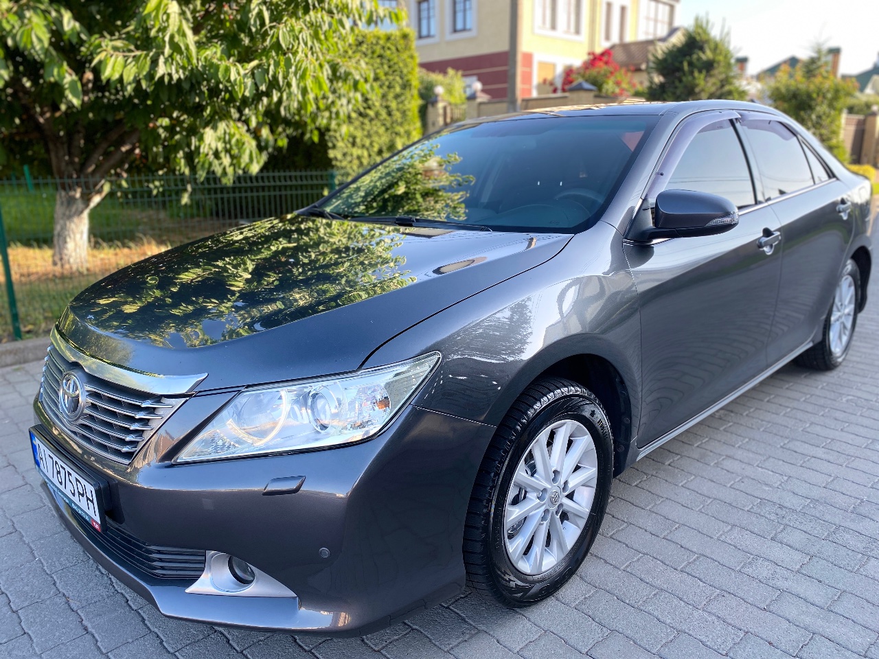 Toyota Camry - фото 8