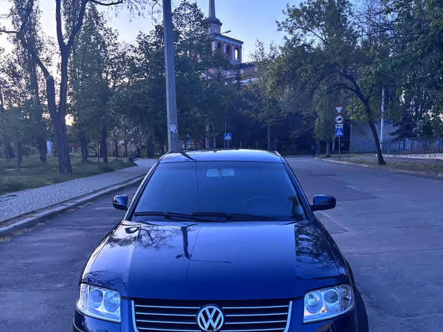 Volkswagen Passat - фото 3