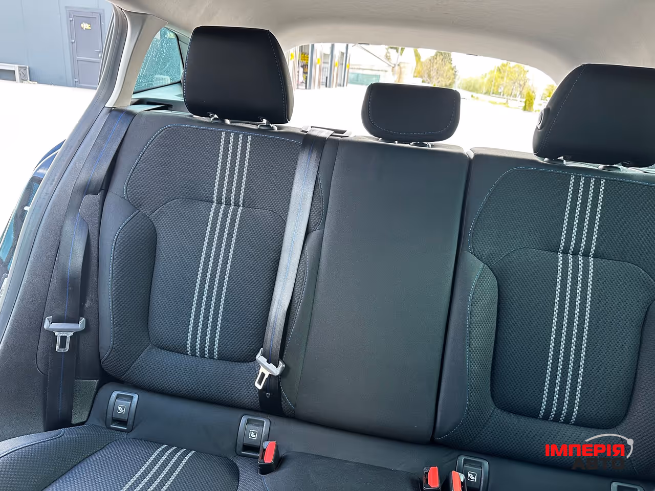 Renault Megane - фото 24