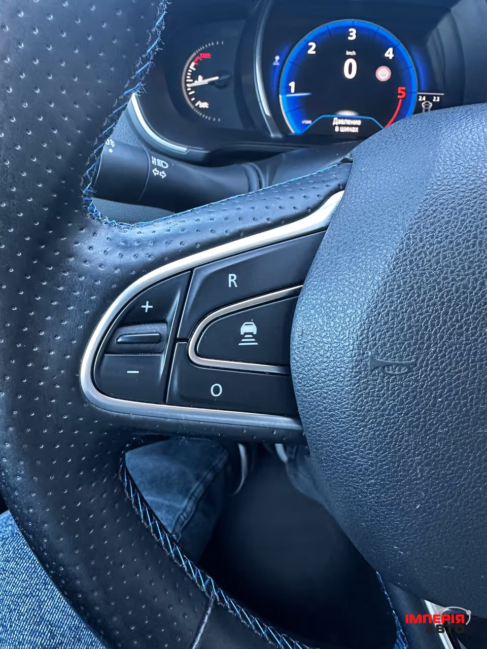 Renault Megane - фото 14