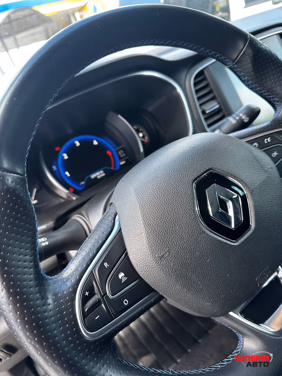 Renault Megane - фото 26