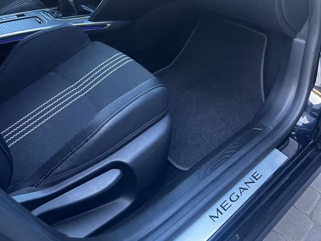 Renault Megane - фото 5