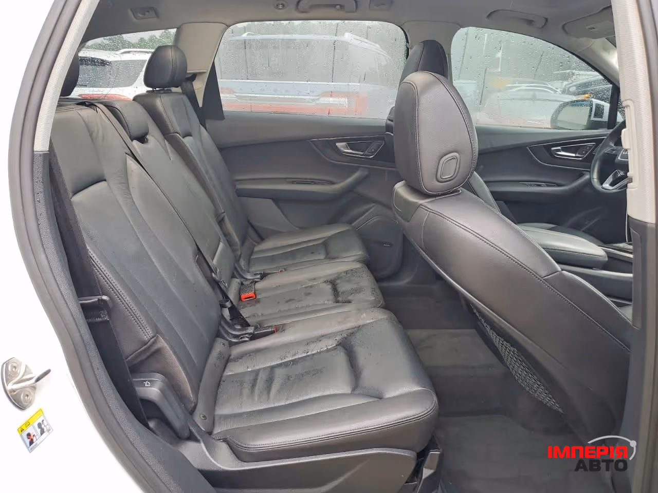 Audi Q7 - фото 10