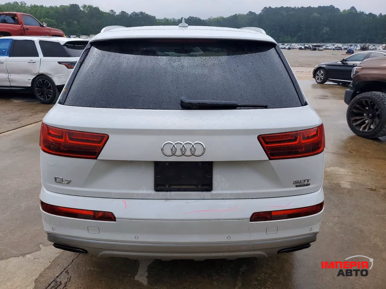 Audi Q7 - фото 5