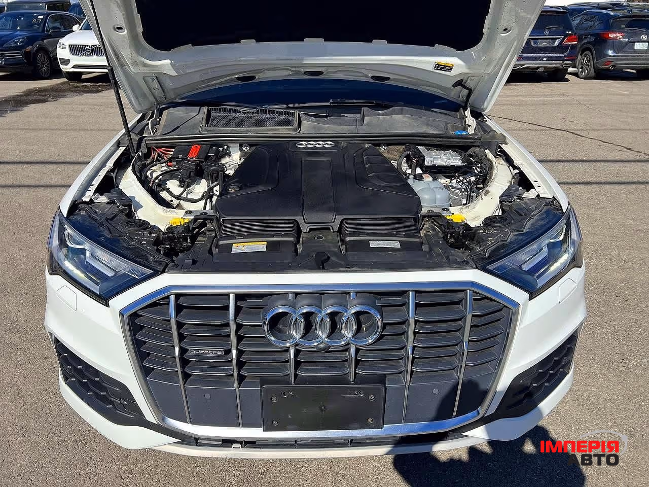 Audi Q7 - фото 8