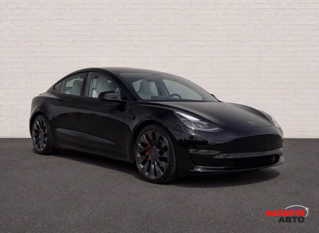 Tesla Model 3 - фото 2
