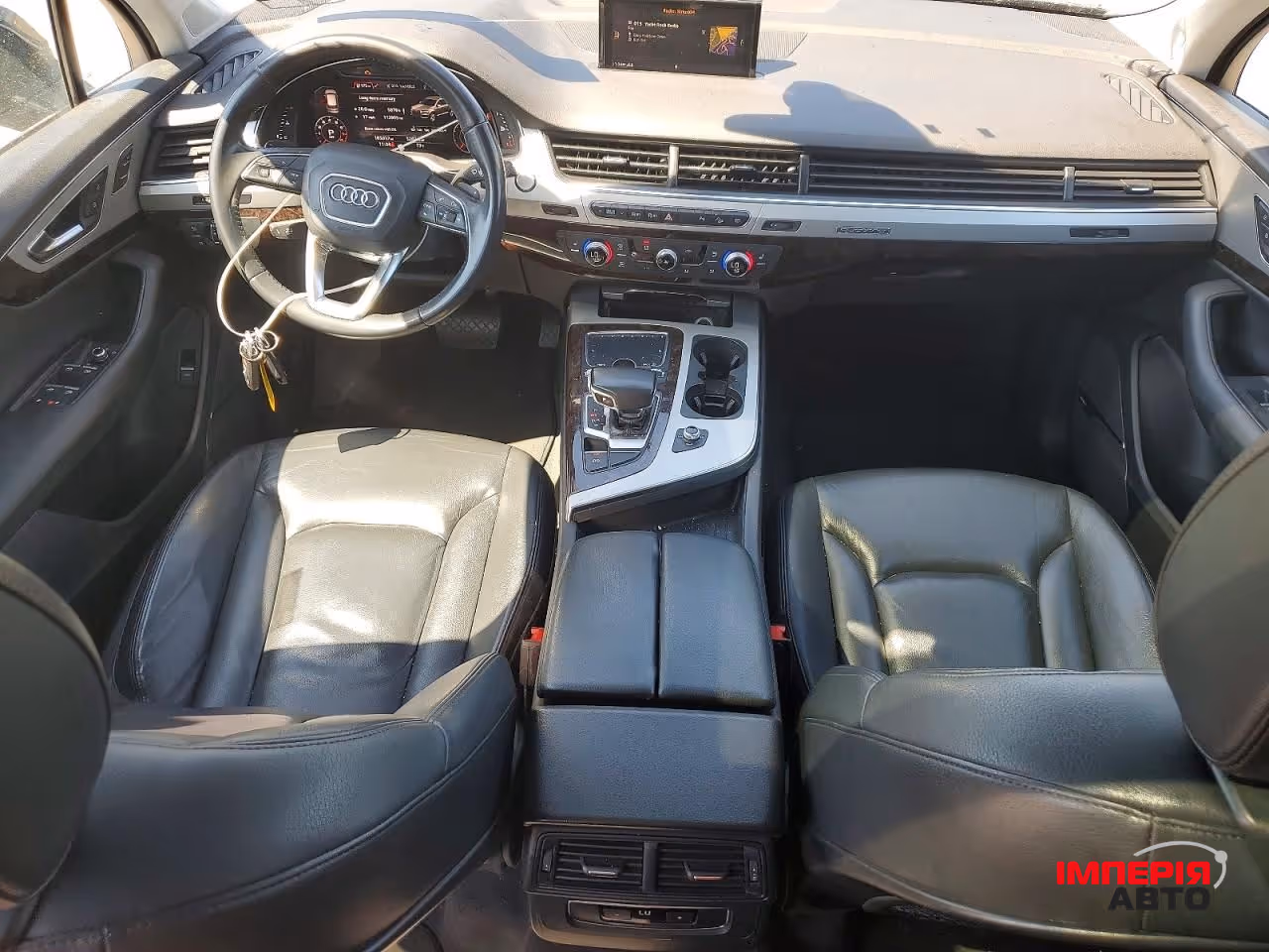 Audi Q7 - фото 9