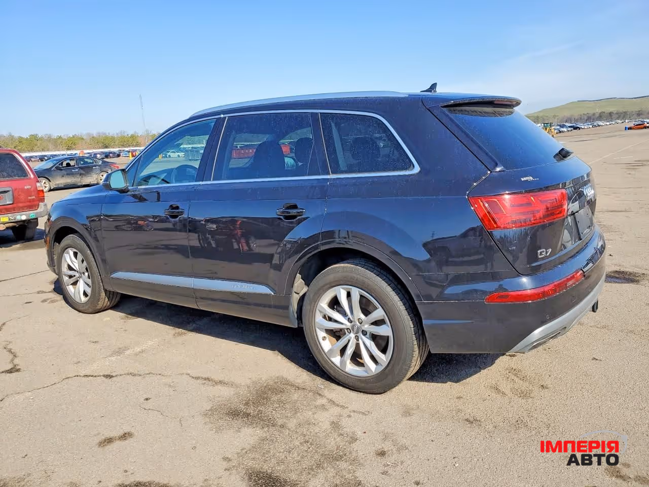 Audi Q7 - фото 4