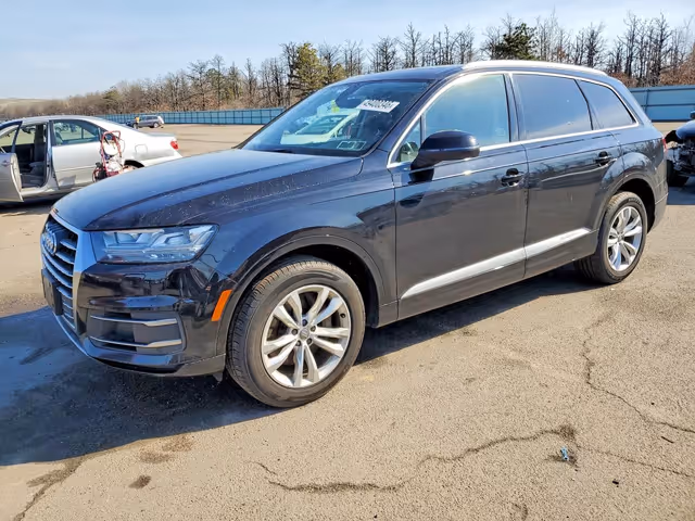 Audi Q7 - фото 3