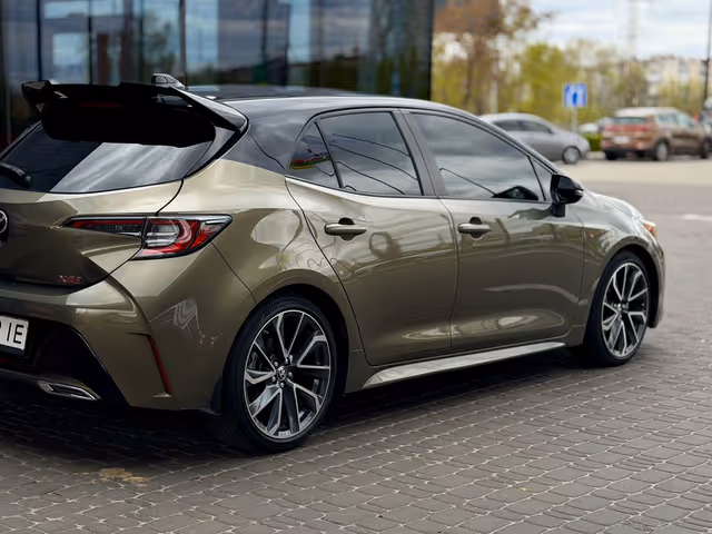 Toyota Corolla - фото 4