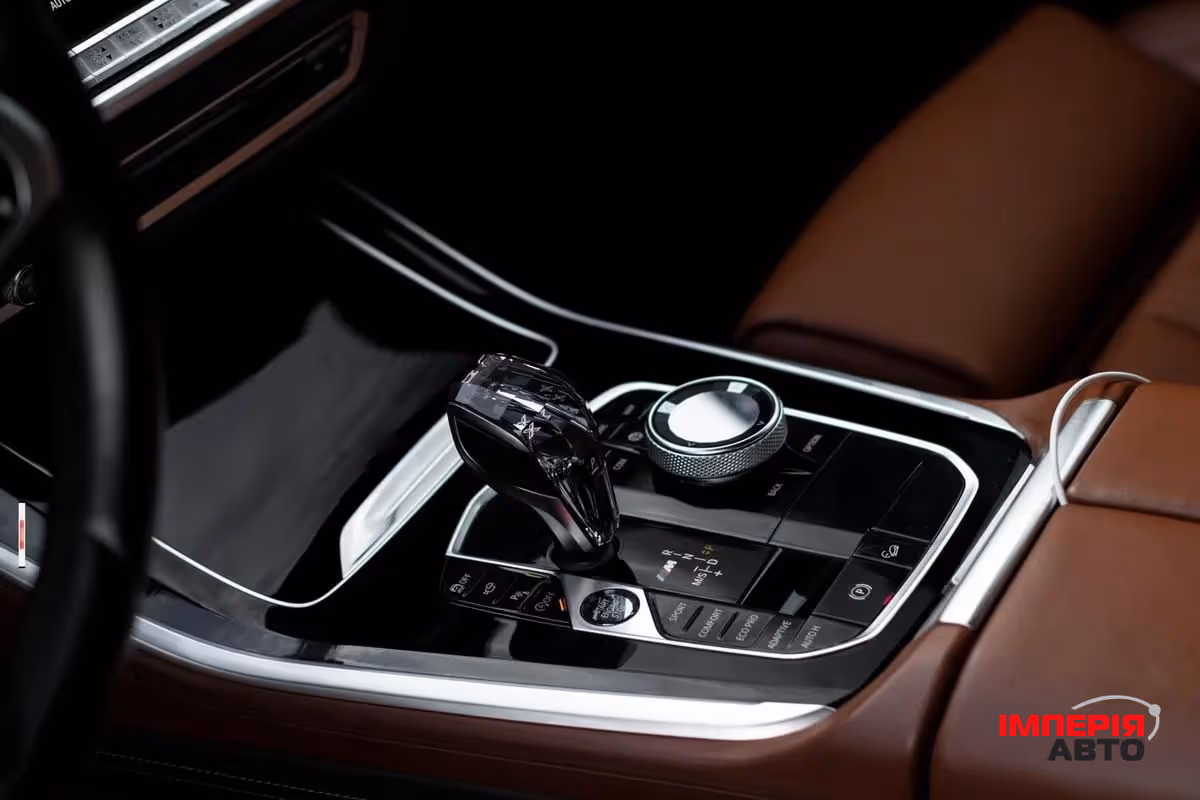 BMW X5 - фото 16