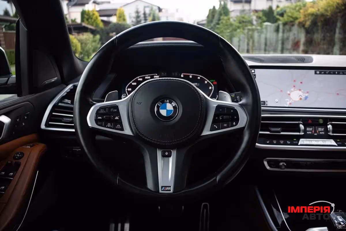 BMW X5 - фото 10