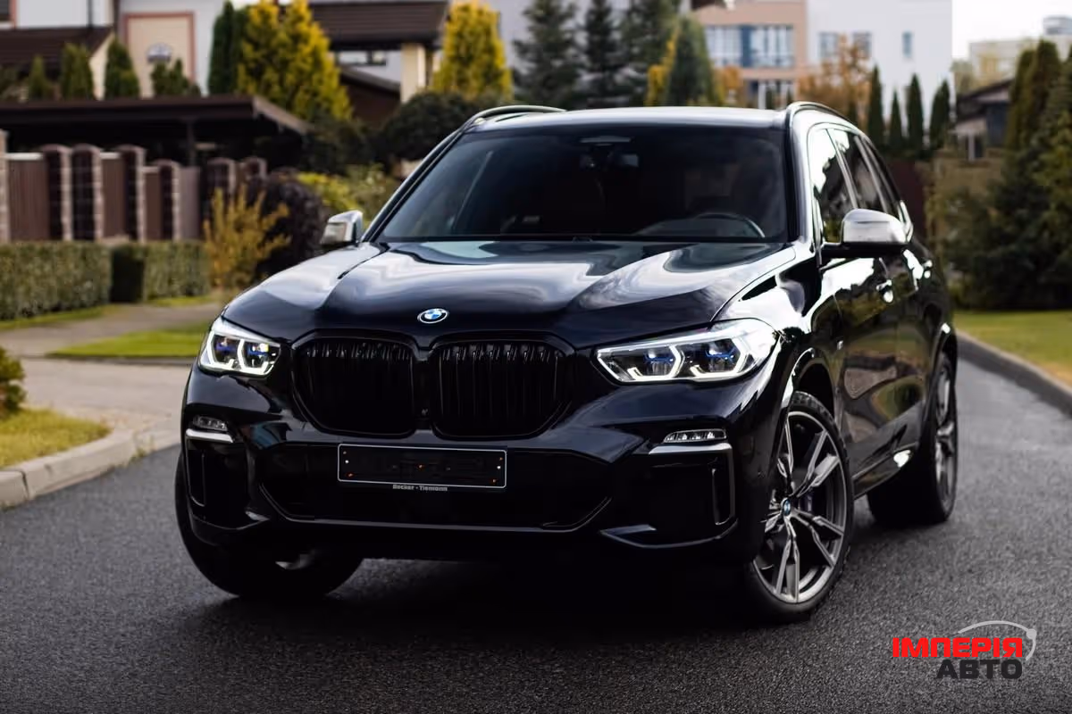 BMW X5 - фото 1