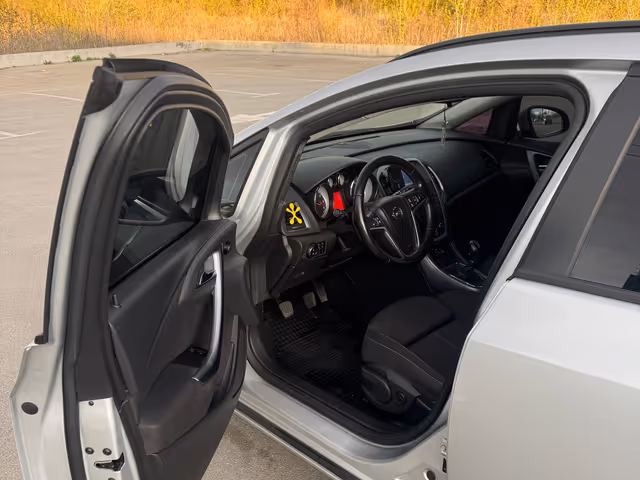 Opel Astra - фото 5