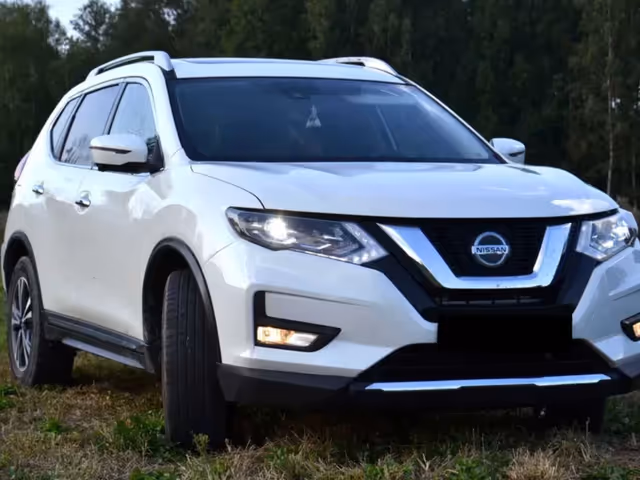 Nissan Rogue - фото 1