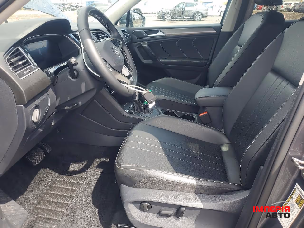 Volkswagen Tiguan - фото 7
