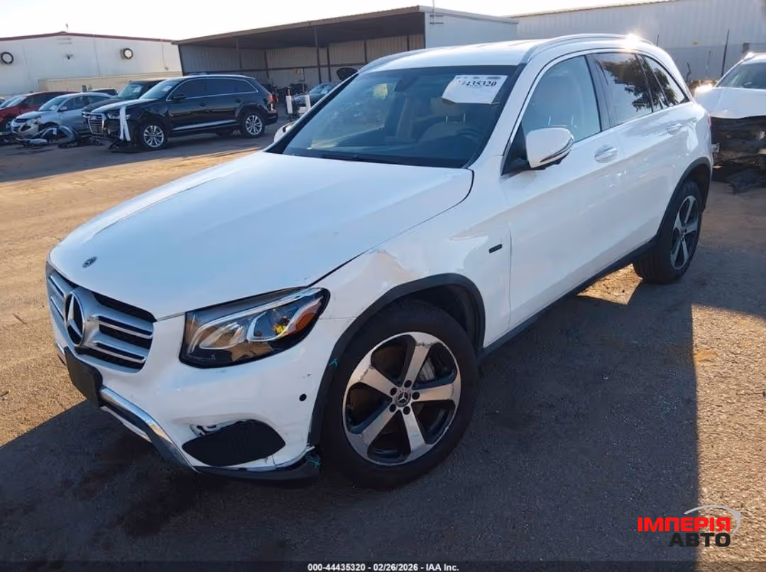 Mercedes-Benz GLC - фото 6
