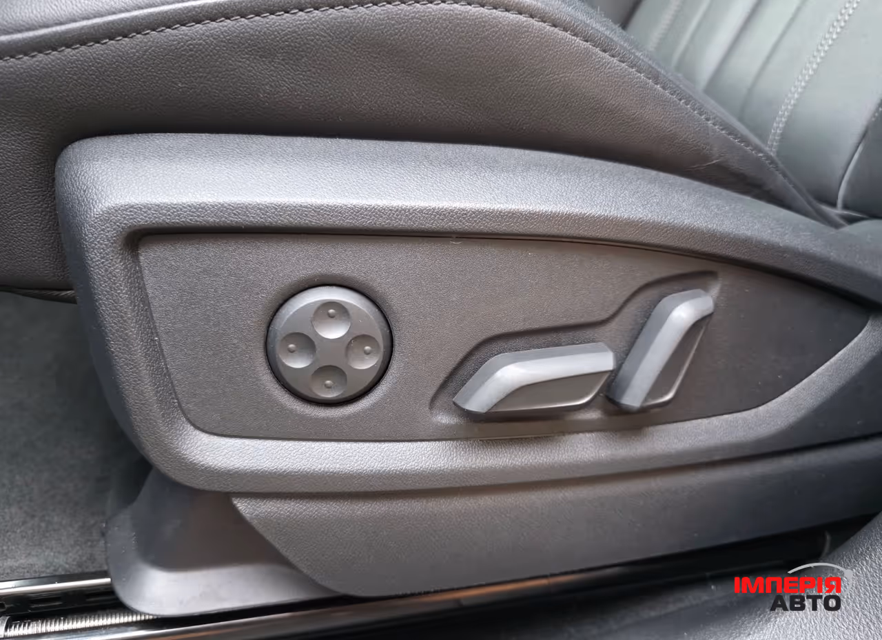 Audi Q5 - фото 22