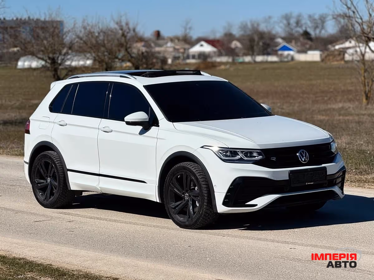 Volkswagen Tiguan - фото 4