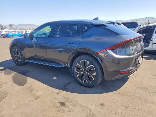 Kia EV6 - фото 4
