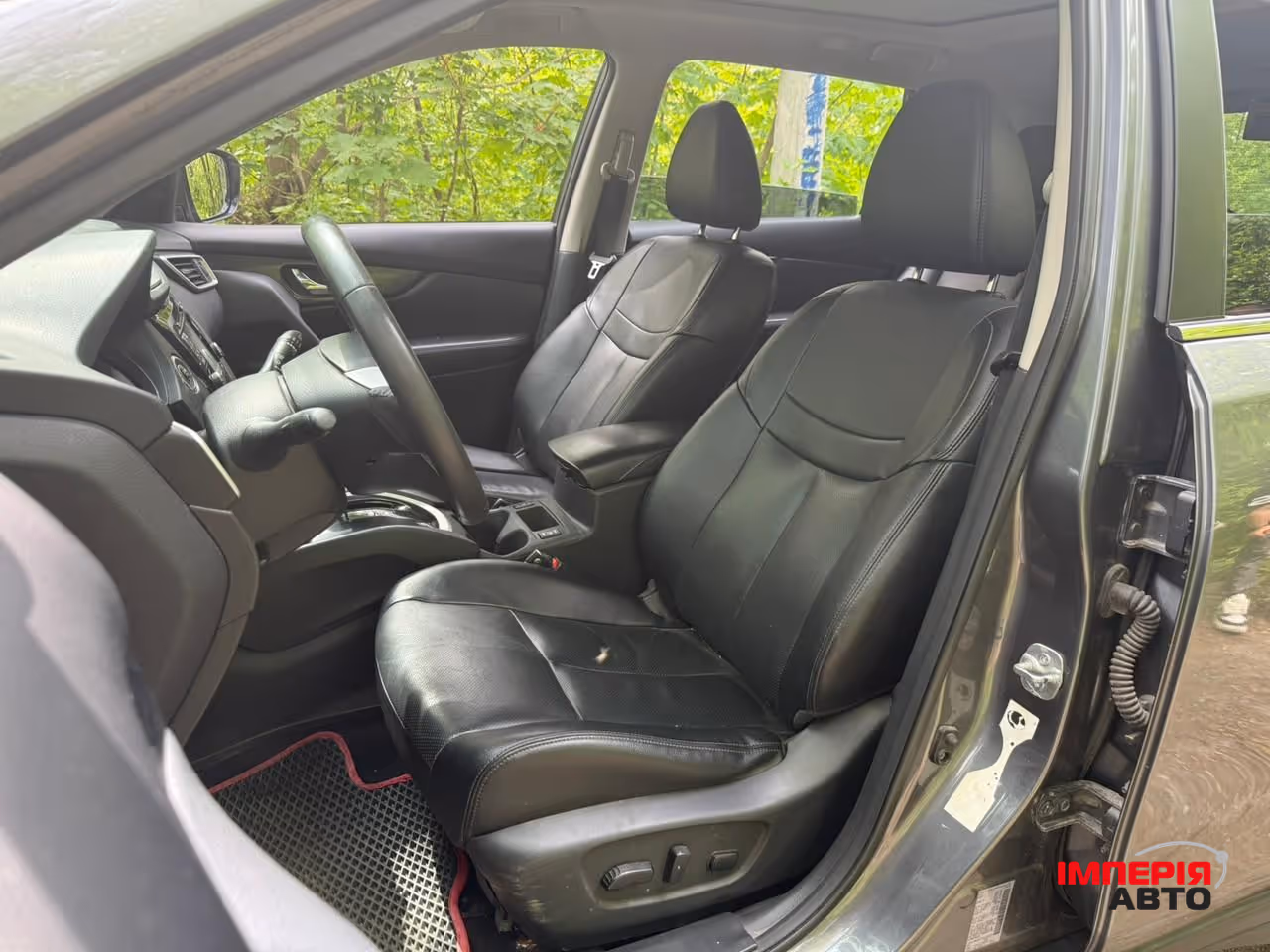 Nissan Rogue - фото 12