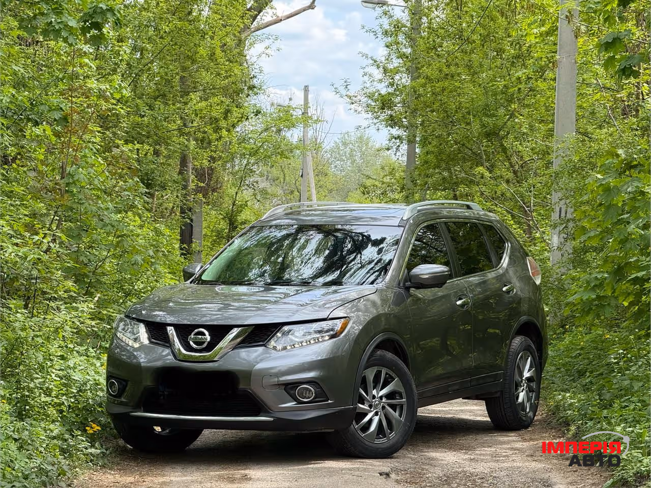 Nissan Rogue - фото 1