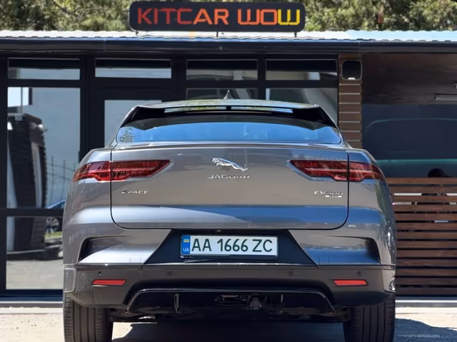 Jaguar I-Pace - фото 4