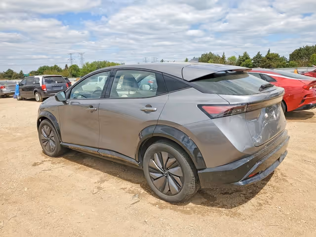 Nissan Ariya - фото 4