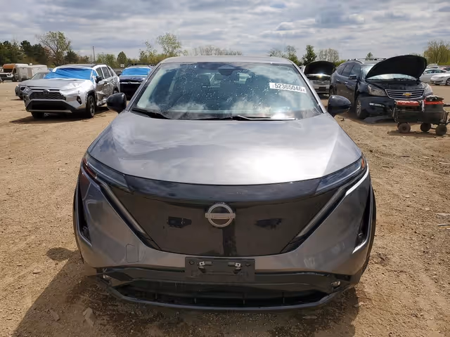 Nissan Ariya - фото 1