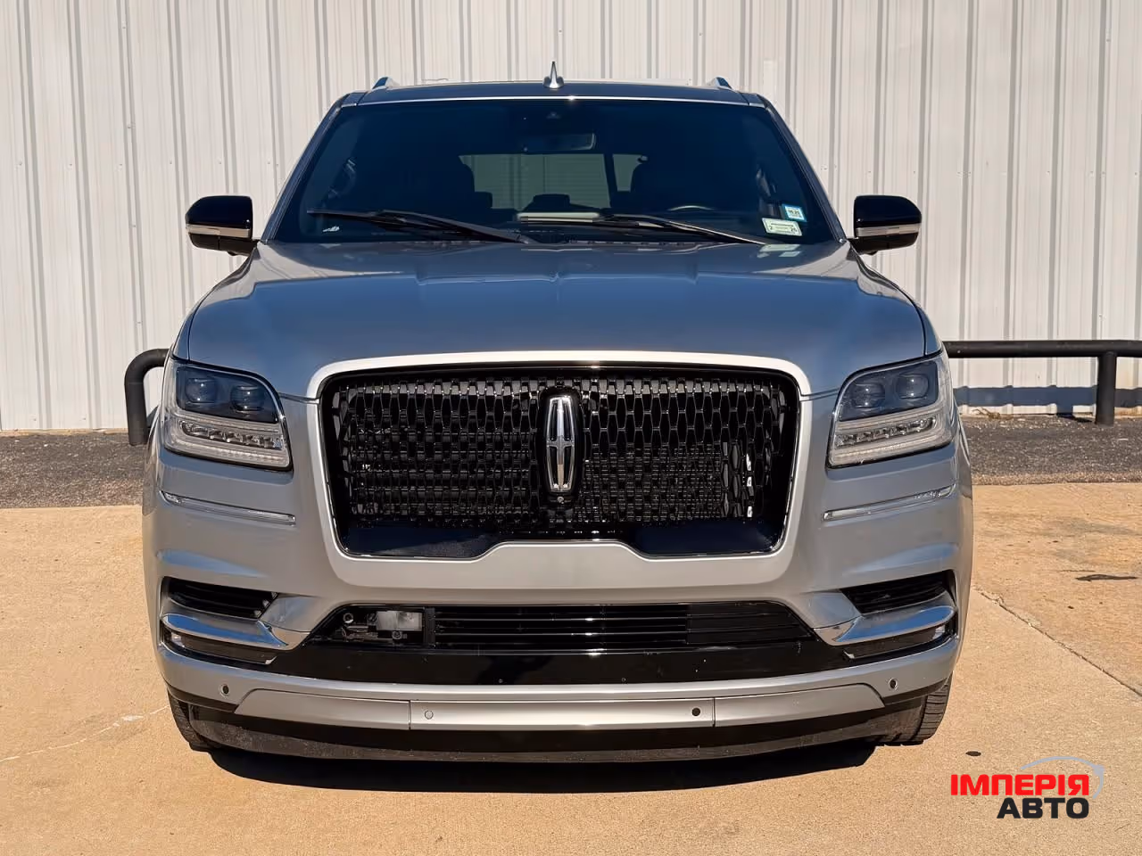 Lincoln Navigator - фото 1