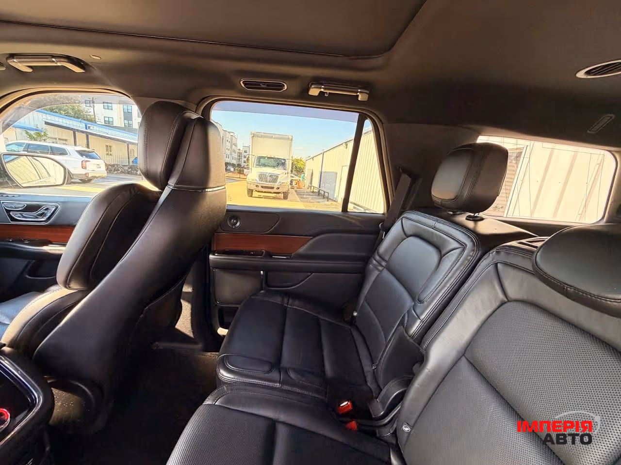 Lincoln Navigator - фото 9