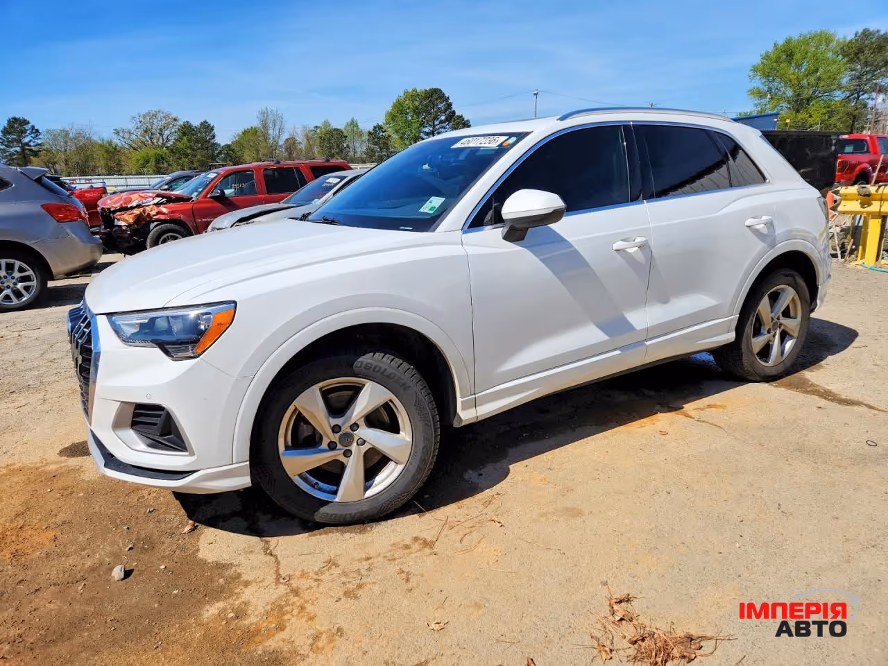 Audi Q3 - фото 3