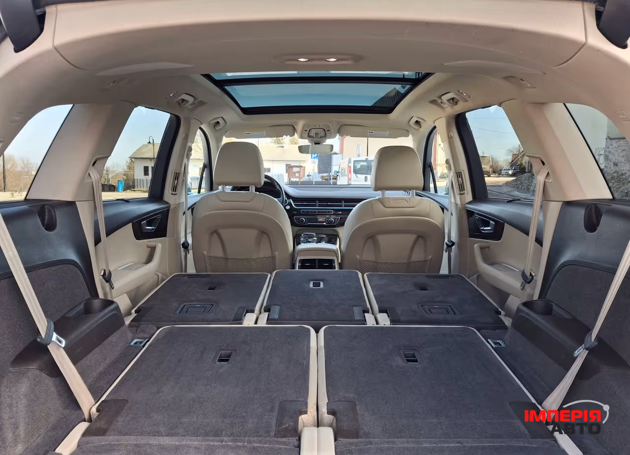 Audi Q7 - фото 23