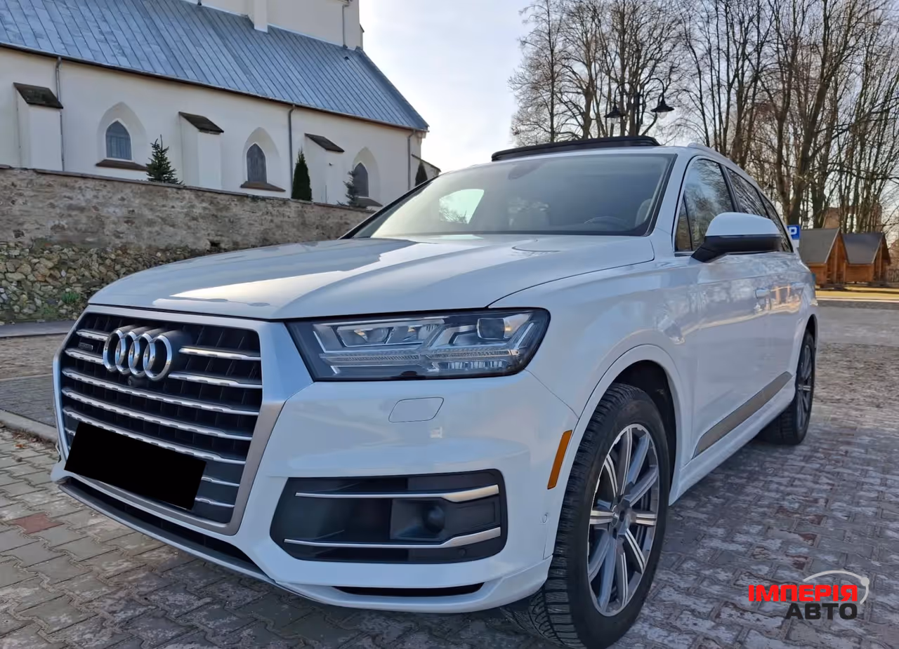 Audi Q7 - фото 1