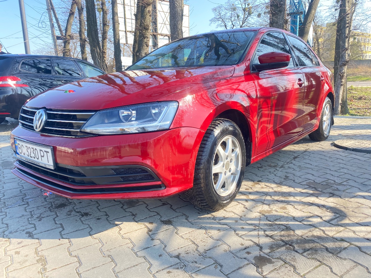 Volkswagen Jetta - фото 2