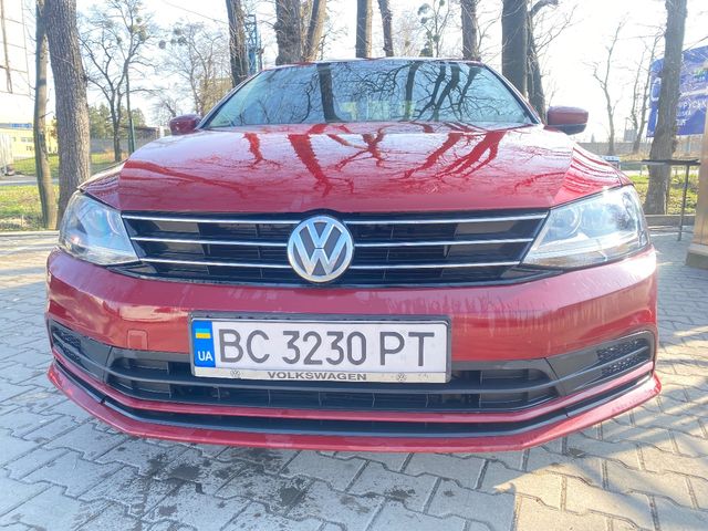 Volkswagen Jetta - фото 1
