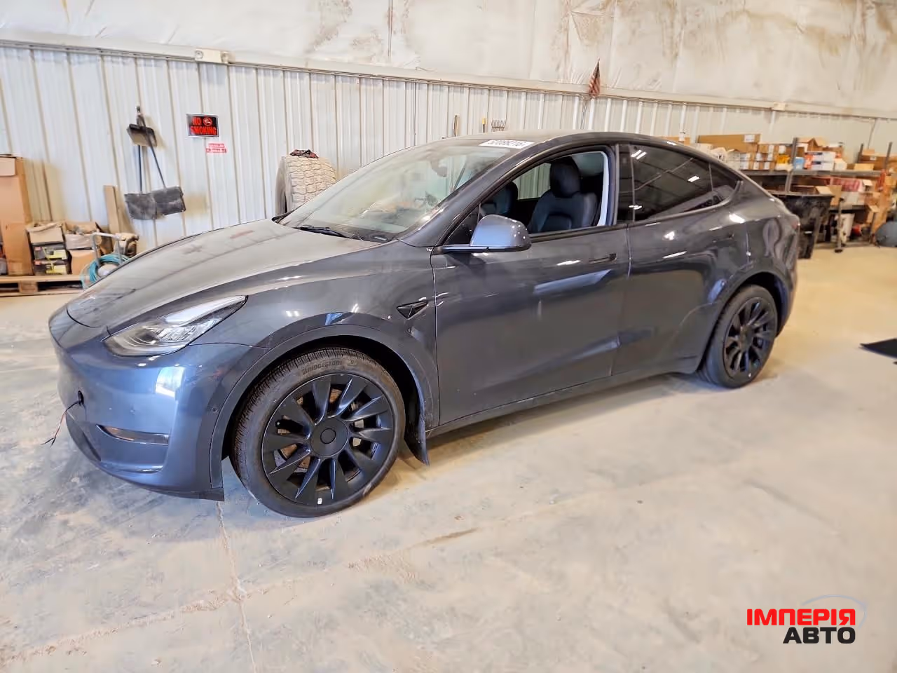 Tesla Model Y - фото 1