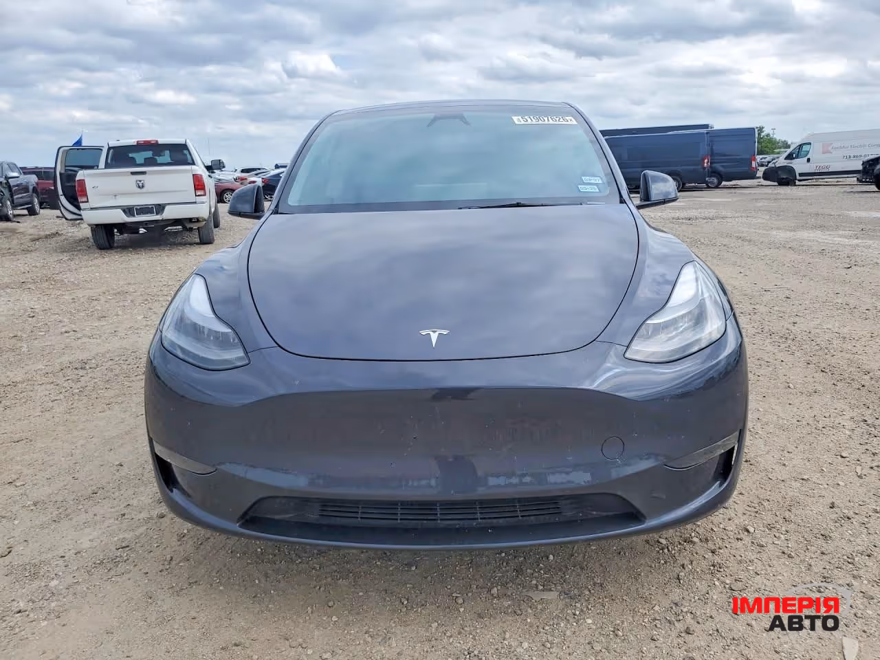 Tesla Model Y - фото 5