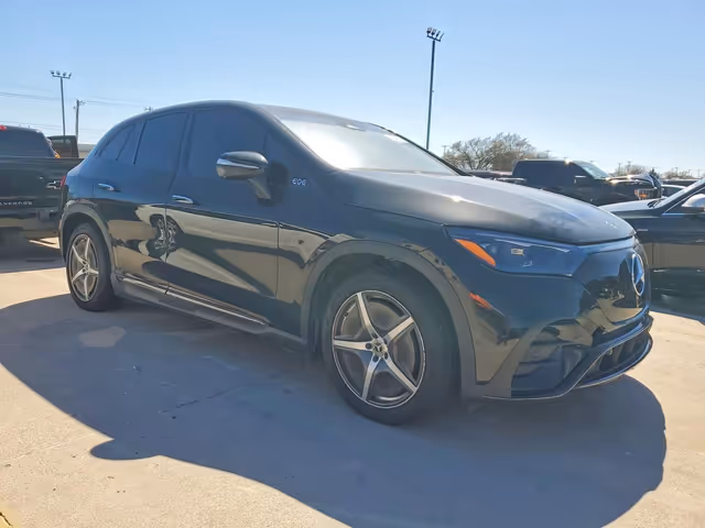 Mercedes-Benz EQS SUV - фото 2