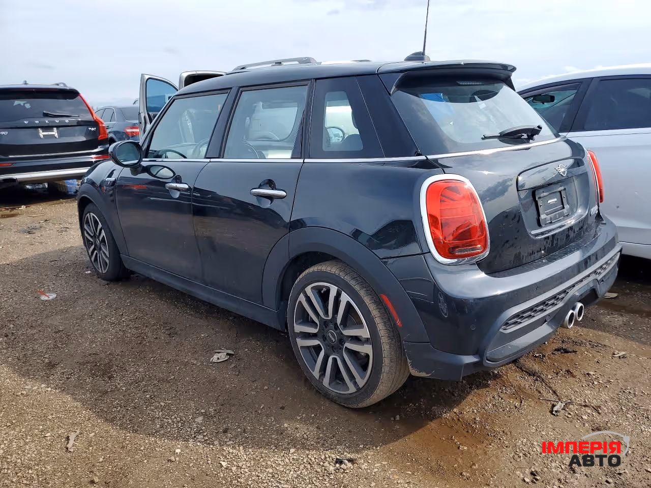 Mini Hatch - фото 16
