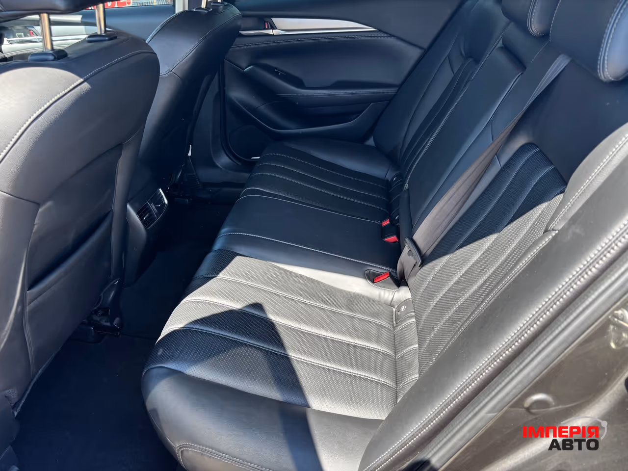 Mazda 6 - фото 11