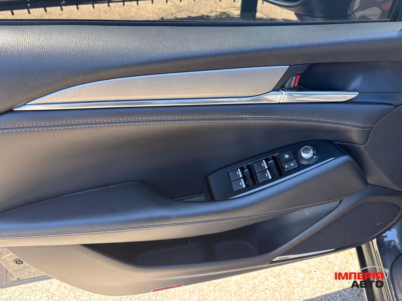 Mazda 6 - фото 8