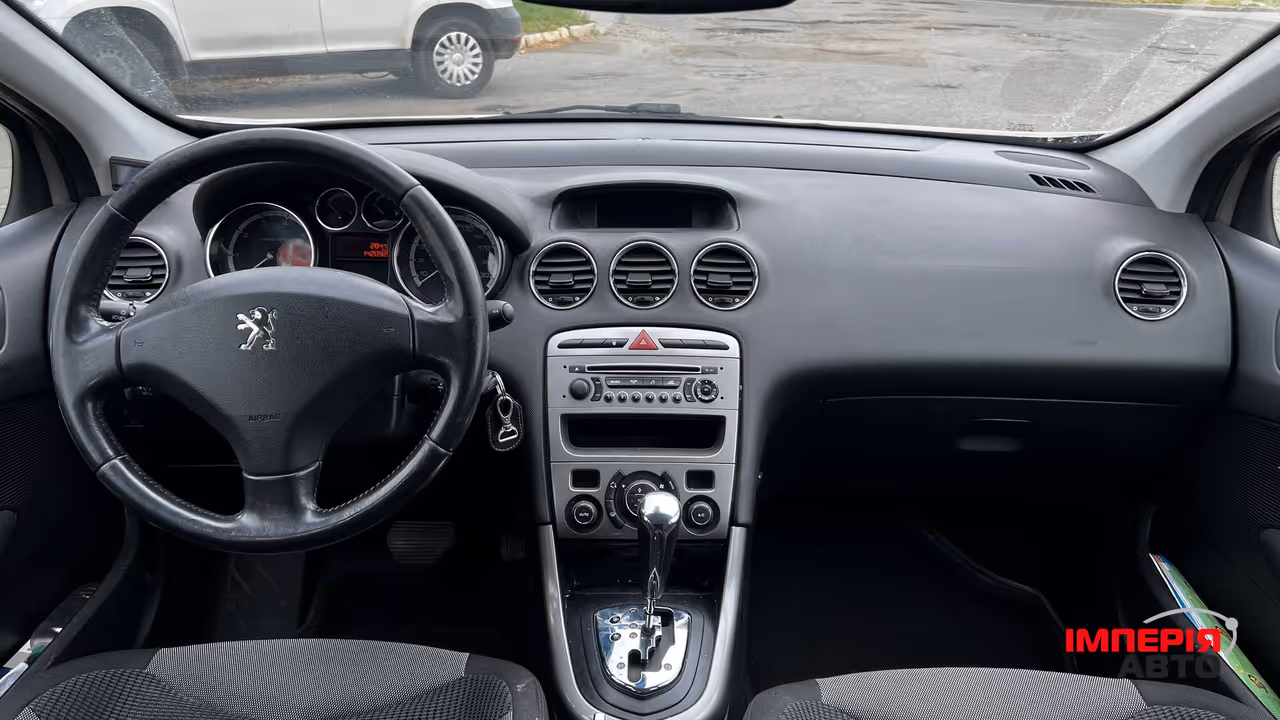 Peugeot 308 - фото 10
