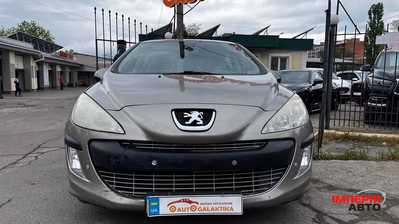 Peugeot 308 - фото 3