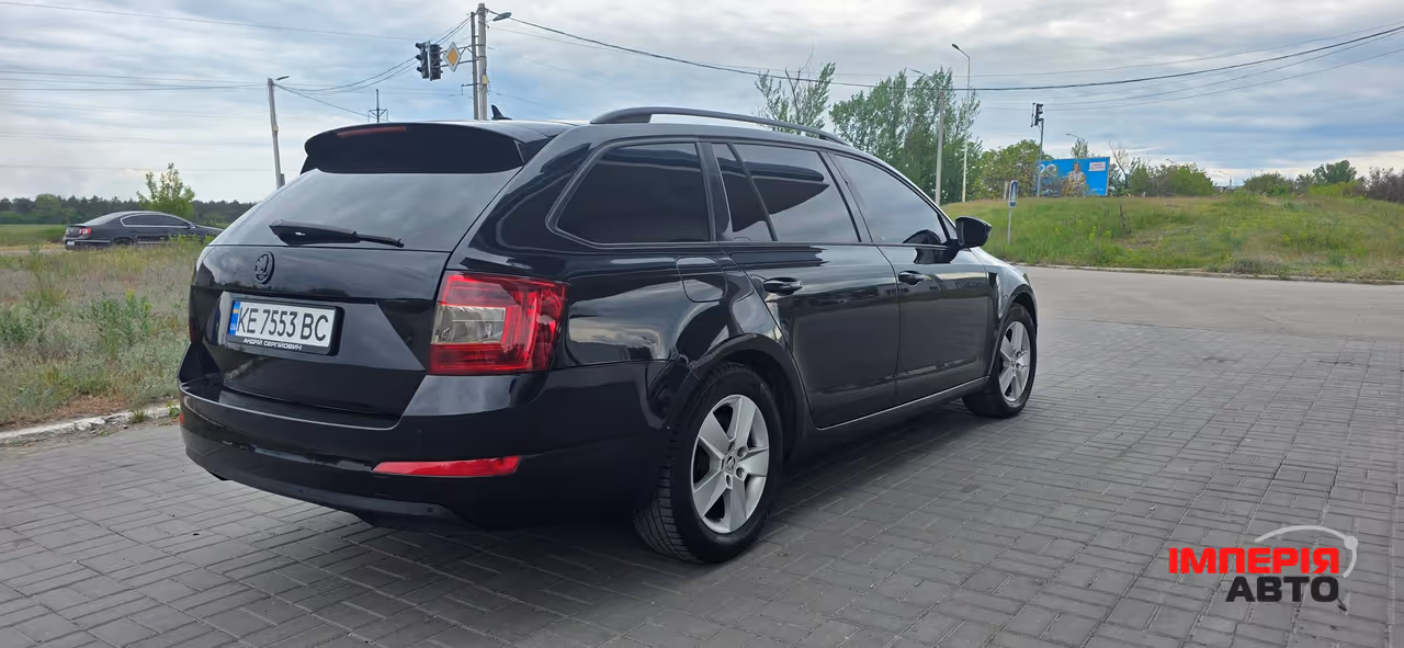 Skoda Octavia - фото 5